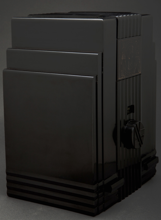 Air King American Art Deco Radio